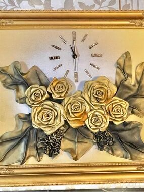 Vintage 3D Sculpted Leather Roses Wall
Clock in Gold Ornate Frame
